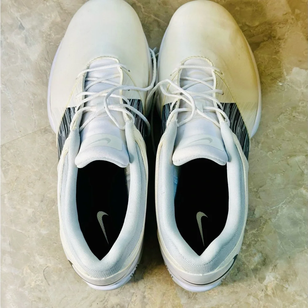 Nike elevate your